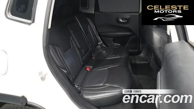 JEEP 22.4 AWD 2018 — photo 18 sur 38