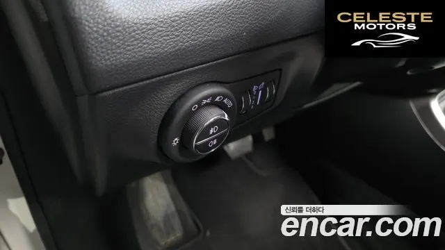JEEP 22.4 AWD 2018 — photo 24 sur 38