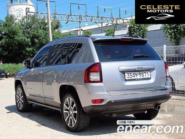 JEEP 2.4 Limited 2014 — photo 3 sur 24