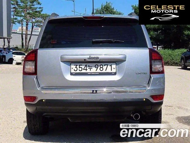 JEEP 2.4 Limited 2014 — photo 4 sur 24