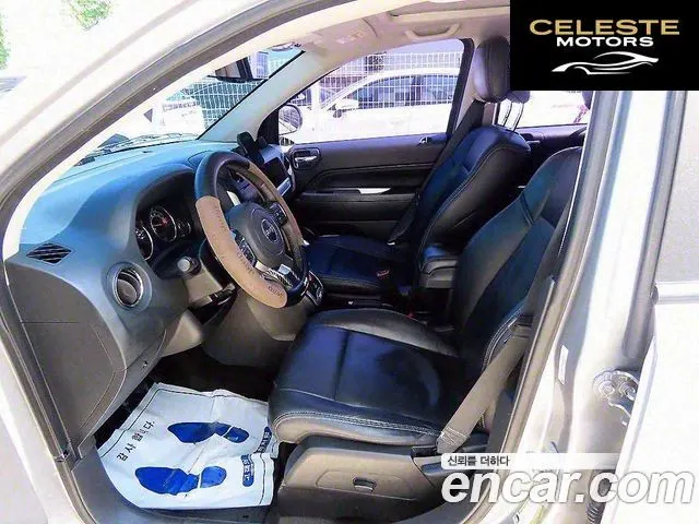 JEEP 2.4 Limited 2014 — photo 5 sur 24