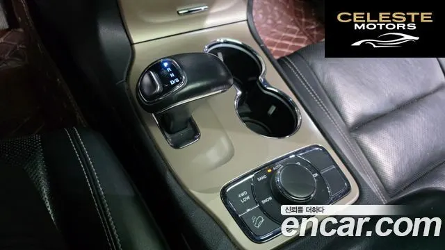 JEEP 3.0 Limited 2015 — photo 12 sur 43