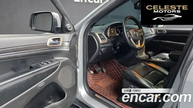 JEEP 3.0 Limited 2015 — photo 13 sur 43