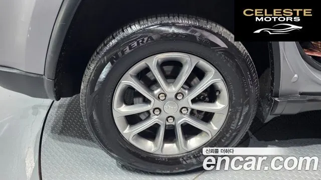 JEEP 3.0 Limited 2015 — photo 5 sur 43