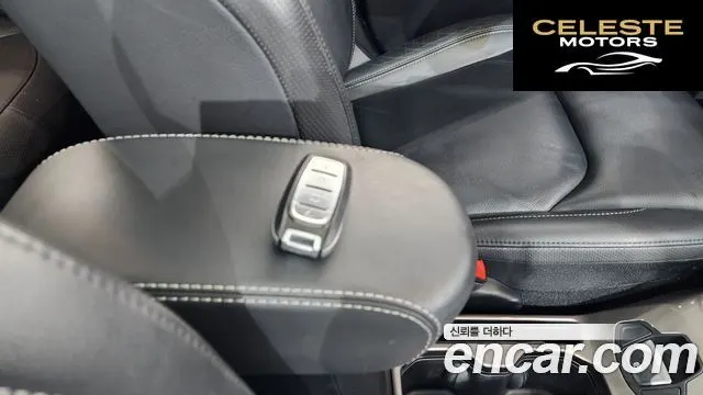 JEEP 2.4 Limited 2019 — photo 21 sur 35