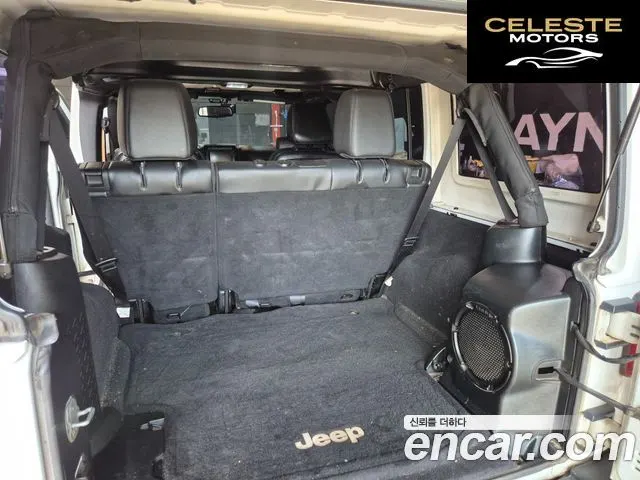 JEEP (JK) 2.8 4portes 2012 — photo 13 sur 23