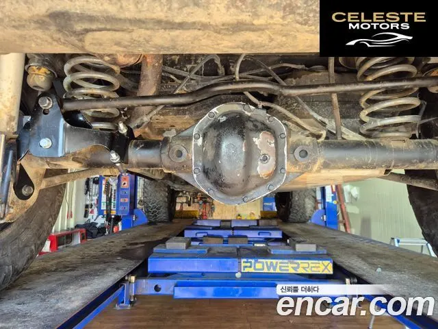 JEEP (JK) 2.8 4portes 2012 — photo 14 sur 23