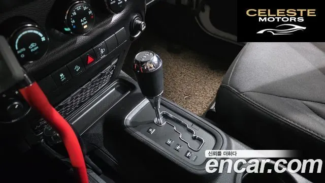 JEEP (JK) 3.6 Sport 2portes 2014 — photo 9 sur 20
