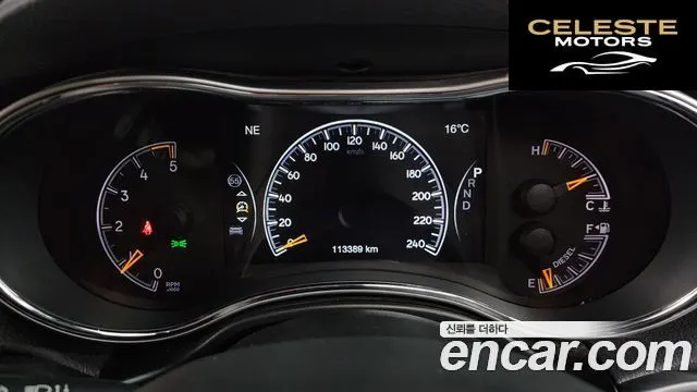 JEEP 3.0 Limited 2019 — photo 8 sur 20