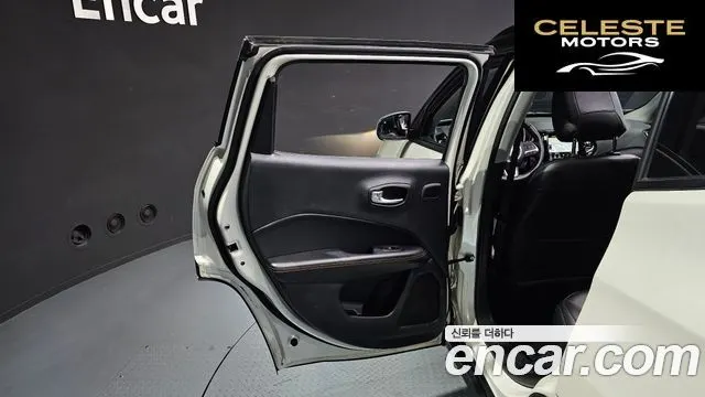 JEEP 22.4 Limited AWD 2019 — photo 15 sur 30
