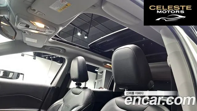 JEEP 22.4 Limited AWD 2019 — photo 24 sur 30