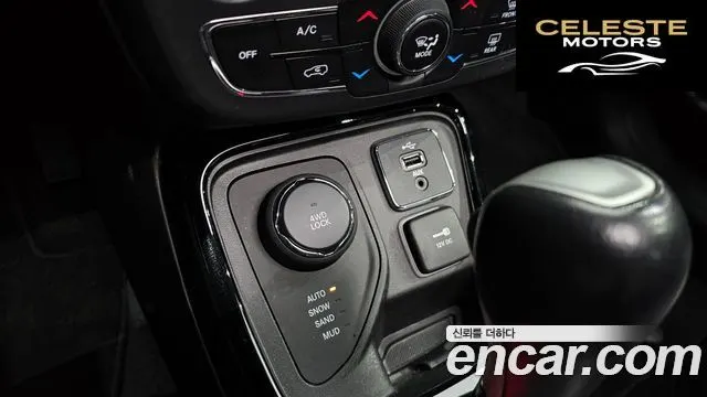 JEEP 22.4 Limited AWD 2019 — photo 26 sur 30