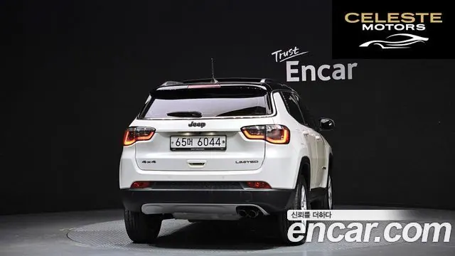 JEEP 22.4 Limited AWD 2019 — photo 4 sur 30