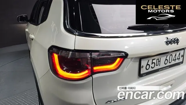 JEEP 22.4 Limited AWD 2019 — photo 9 sur 30