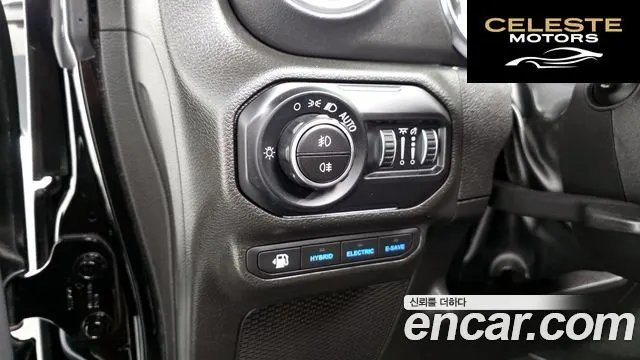 JEEP (JL) 2.0 4portes 4xe 2022 — photo 25 sur 36
