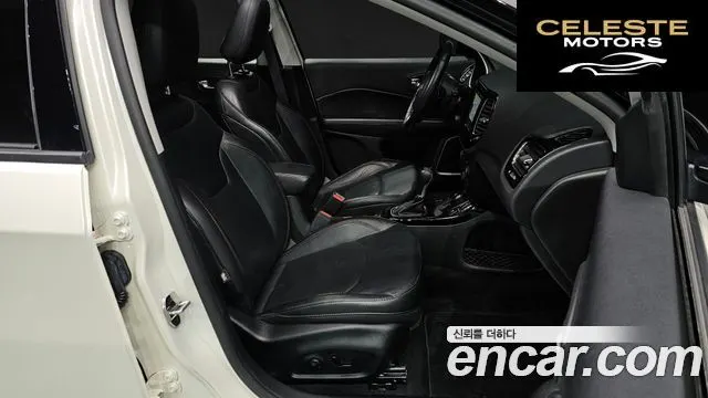 JEEP 22.4 Limited AWD 2019 — photo 16 sur 30