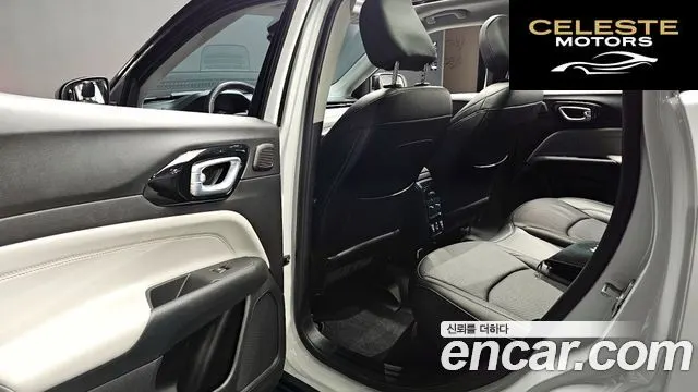JEEP 22.4 Limited 2WD 2022 — photo 16 sur 31