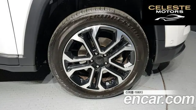 JEEP 22.4 Limited 2WD 2022 — photo 7 sur 31