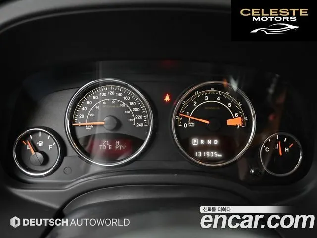 JEEP 2.4 Limited 2016 — photo 8 sur 26