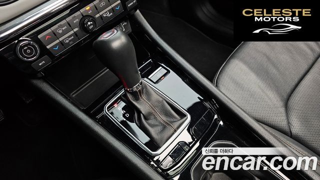 JEEP 22.4 Limited 2WD 2022 — photo 12 sur 31