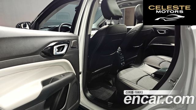 JEEP 22.4 Limited 2WD 2022 — photo 16 sur 31