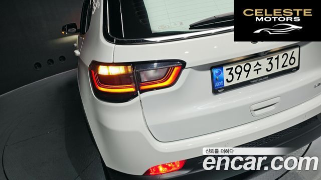 JEEP 22.4 Limited 2WD 2022 — photo 9 sur 31