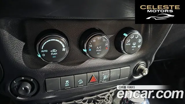 JEEP (JK) 3.6 4portes 2017 — photo 24 sur 30