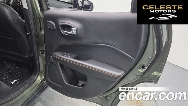 JEEP 22.4 Limited AWD 2019 — photo 15 sur 28