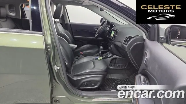 JEEP 22.4 Limited AWD 2019 — photo 16 sur 28