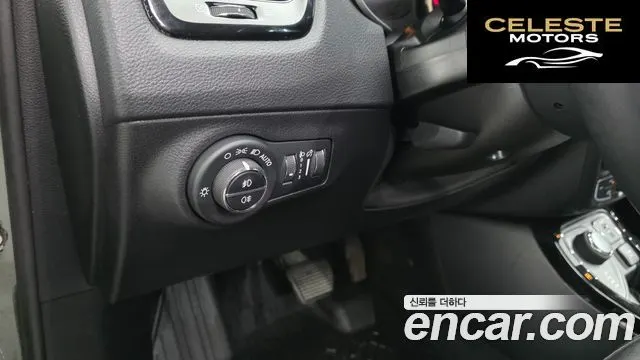 JEEP 22.4 Limited AWD 2019 — photo 23 sur 28
