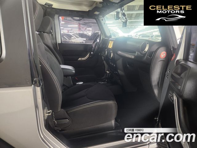 JEEP (JK) 2.8 2portes 2013 — photo 13 sur 23
