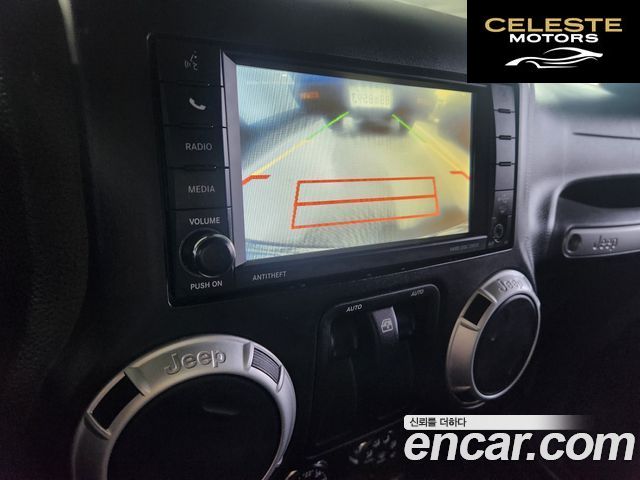 JEEP (JK) 2.8 2portes 2013 — photo 14 sur 23