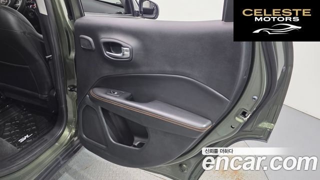 JEEP 22.4 Limited AWD 2019 — photo 15 sur 28