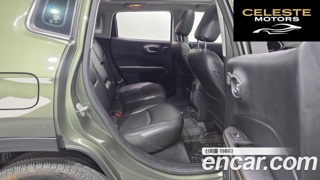 JEEP 22.4 Limited AWD 2019 — photo 17 sur 28