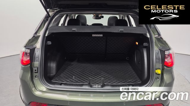 JEEP 22.4 Limited AWD 2019 — photo 21 sur 28
