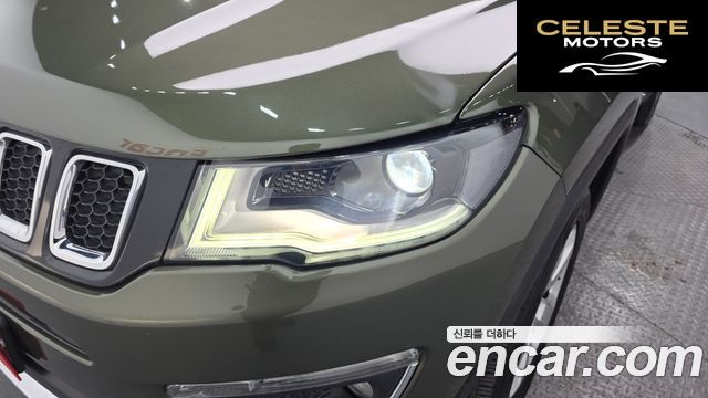 JEEP 22.4 Limited AWD 2019 — photo 8 sur 28