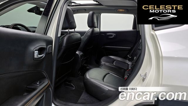 JEEP 22.4 Limited AWD 2019 — photo 12 sur 20