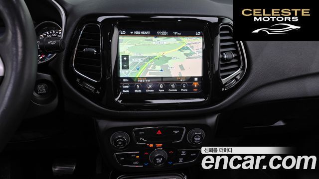 JEEP 22.4 Limited AWD 2019 — photo 14 sur 20