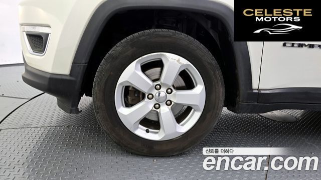 JEEP 22.4 Limited AWD 2019 — photo 5 sur 20