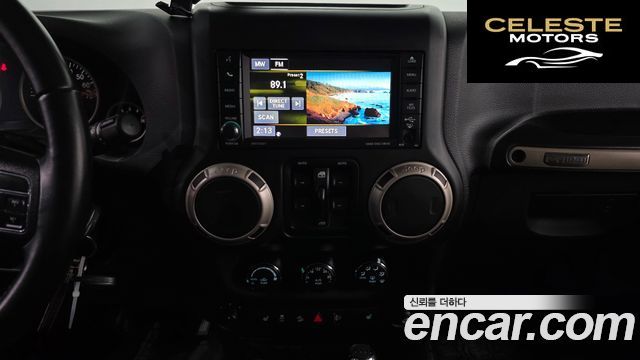 JEEP (JK) 3.6 75th Spécial Edition 2016 — photo 12 sur 20