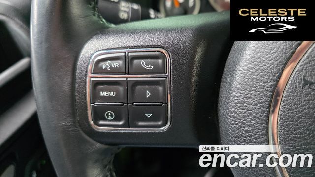 JEEP (JK) 3.6 75th Spécial Edition 2016 — photo 17 sur 20