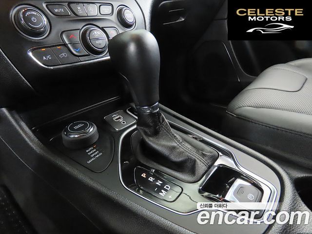 JEEP (KL) 3.2 AWD 2021 — photo 11 sur 26