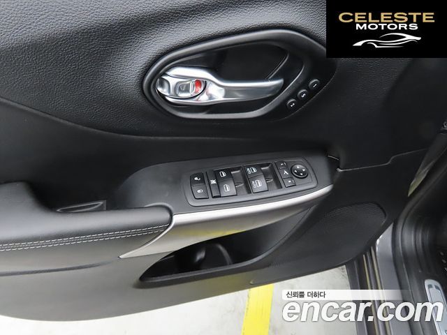 JEEP (KL) 3.2 AWD 2021 — photo 13 sur 26