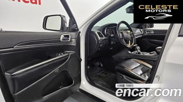 JEEP 3.6 Limited 2019 — photo 13 sur 34