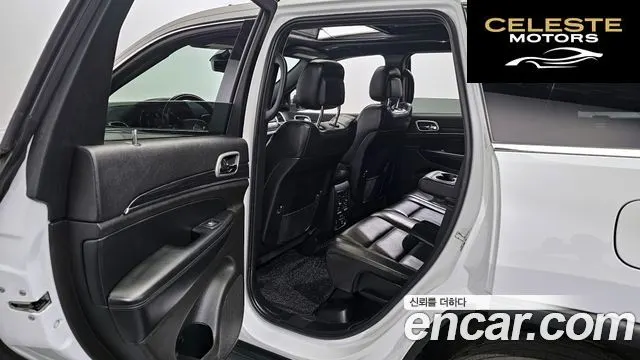 JEEP 3.6 Limited 2019 — photo 18 sur 34