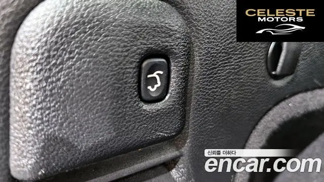 JEEP 3.6 Limited 2019 — photo 27 sur 34