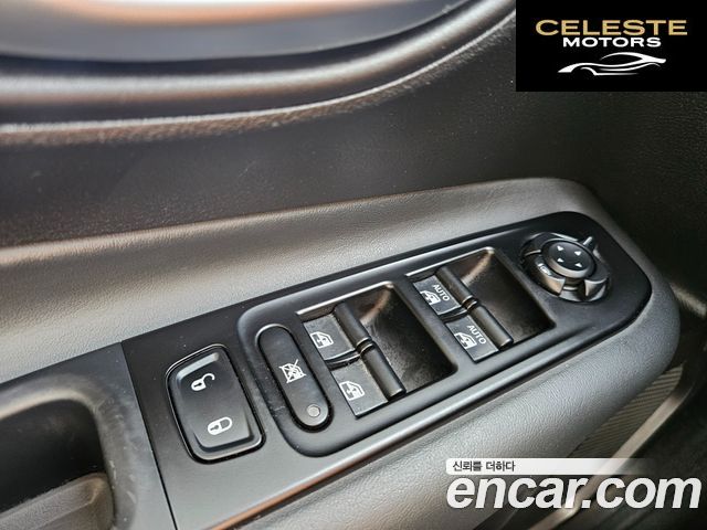 JEEP 2.4 Limited 2021 — photo 13 sur 26