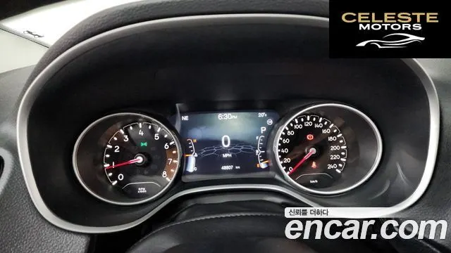 JEEP 22.4 Limited AWD 2019 — photo 11 sur 41