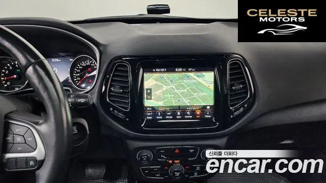 JEEP 22.4 Limited AWD 2019 — photo 18 sur 41