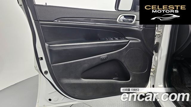 JEEP 3.6 Limited 2019 — photo 14 sur 34